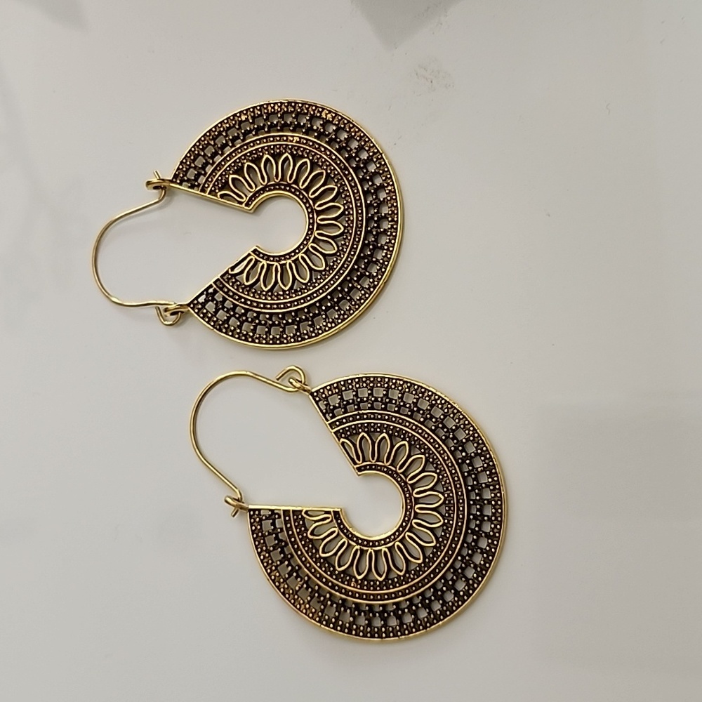 BOHO Gypsy Flower Tribal Hoop Earrings GREAT Tribal Detail